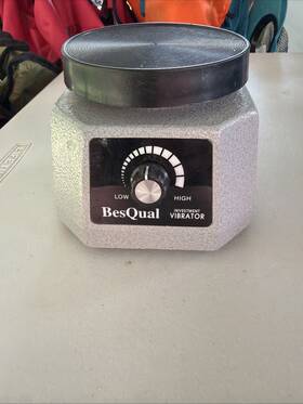 903-110 Besqual Dental Lab Plaster Investment Vibrator Round 4.25 Inch X 4.5 Small 110v