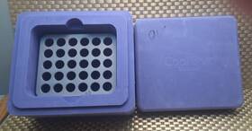 Cft30 Biocision Cool Box/purle/with Coolrack 1 Set Used/excellent Condition