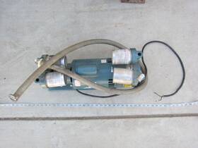 1022-p142-g537x Gast Mfg Pump W Doerr Lr22132 1hp 115/230v Motor Used