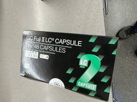 425002 Gc Expired Fuji Ii Lc Light-cured Glass Ionomer Restorative 48pc A2 Shade