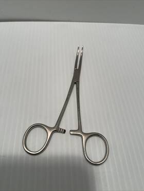 100-7878 Henry Schein Nedle Holder Hemostat Locking Straight Curved Clamp