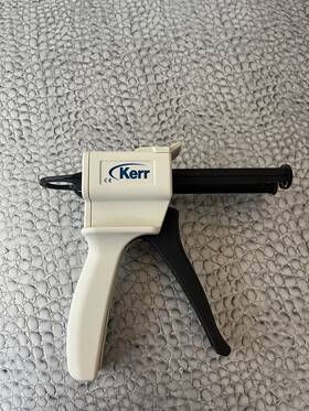 28747 Kerr 1 Used Extruder Dispenser Gun For 50ml Cartridge System No Box