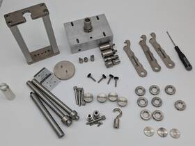 G1084-1 Mark-10 G1089 G1079 G1080 Syringe Compression Fixture And Large Lot Of Accessories/tools