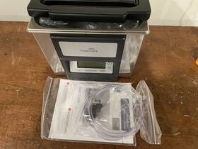 Midmark Qc1-01 Quickclean Ultrasonic Cleaner -display Unit Slightly Used