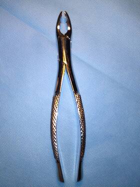 150as Miltex Dental Stainless Steel Extraction Forceps Germany