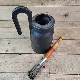 Pjb1 Salisbury/honeywell Non Spillable Pot With Bristle Brush Applicator B-3