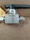 Ss-45s8 Ss45s8 Whitey Swagelok Valve New In Bag