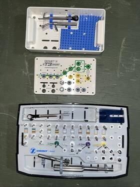7213 Zimmer - Dental Taper Screw Vent Surgical Kit And Biometric 3i T3 Short