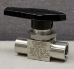 Whitey Swagelok SS-43F4 Stainless Steel Ball Valve. Fixed Price $48.75.