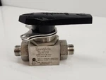 Swagelok 3/4" Compression Quarter Turn 2-WAY Ball Valve SS-AFSS8 6000PSIG. Fixed Price $199.95.