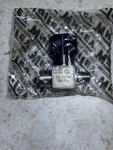 Whitey SS-16DK M4-F4 Stainless Steel Integral Bonnet Non-rotating Stem Valve New. Fixed Price $75.00.
