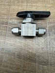 Swagelok Stainless Steel 40G Series Ball Valve, 1/4" Od Tube, SS-43GS4 (B1-1). Fixed Price $68.50.