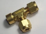 Swagelok Brass Run Tee, 1/4" Od Tube X 1/8" Female Npt, B-400-3TFT. Fixed Price $13.89.