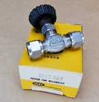 Hoke Crane Gyrolok Tube Fitting Globe Needle Valve 3/8" 3212 G6Y Swagelok Compr. Fixed Price $24.99.