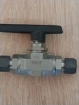 Parker 8Z-B8LJ2-SSP Manual 2-WAY Ball Valve, COMP,316 30VC *** New No Box. Fixed Price $220.00.