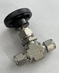 Swagelok SS-1VS6 Stainless Steel Needle Valve Fitting 3/8 Tube 5000 Psig 100F. Fixed Price $39.99.