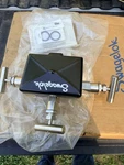 Swagelok SS-V3NBF8-FL-G Stainless 3-VALVE Instrument Manifold 1/2" Npt Ball Tip. Fixed Price $80.00.