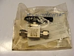 Swagelok 316 000323139 SS-43GS6M Stainless Steel Ball Valve 6MM Tube Fitting. Fixed Price $39.95.