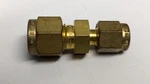 New Swagelok Brass 1/4" X 1/8" Tube Reducing Union Connector Fitting, B-400-6-2. Fixed Price $9.99.