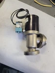 Varian Angle Valve L6591-303 W/ Mac 35A-11-DDAA-1BA Solenoid Nos Free Ship. Fixed Price $256.64.