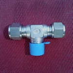 Hoke 1/2" Tube Od X Npt Male Branch Threaded Pipe 316 Stainless Steel. Fixed Price $12.50.