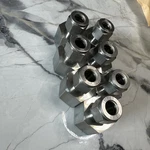 Lot Of Swagelok SS-810-7-12. Fixed Price $145.00.
