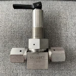 Swagelok Nupro Valve Bellows Sealedtoggle SS-4BKT-V51 1/4 Female Vcr In-out. Fixed Price $25.00.