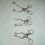 Weck 29550 Wullstein Retractors Small, Vmueller Self Retaining 3X3 3". Fixed Price $59.99.
