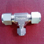 Swagelok 1/2 X 3/8 Tube Od Reducing Union Tee Drop Size 316 SS-810-3-8-6. Fixed Price $75.00.