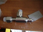 Cajon 1/2 Stainless Steel Bellows Feed Through Valve F57-73731/08, AB52046A. Fixed Price $45.00.