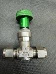 Swagelok, 316-STAINLESS Steel, SS-6L Metering Valve, 3/8-IN Female Tube Fittings. Fixed Price $62.50.