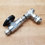 Hoke 7092G8Y Ball Valve, 2000 Psi, 1/2" - Used. Fixed Price $22.79.