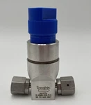Unused Swagelok High Flow Gas Pressure Regulator SS-HFM3B-VCR4-P1-B 500PSI. Fixed Price $199.99.