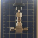 Whitey SS-4VS6 Stainless Steel Manual Needle Valve 1/4 Compression. Fixed Price $44.99.