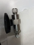 1/2" Tube Ball Valve (2000 Psi) 316SS Hoke 7092G8Y (b). Fixed Price $40.00.