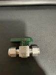 Swagelok SS-6P4T Stainless Steel Quarter Turn Plug Valve 3/8" Tube Fitting. Fixed Price $19.99.