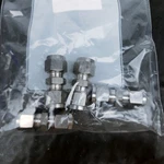 Superlok 3/8" Tee+union Lot Stainless Steel Fitting Swagelok SS-600-6. Fixed Price $34.16.