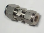 1- Swagelok Stainless Steel Reducing Union, 3/8" X 5/16" Tube, SS-600-6-5. Fixed Price $17.89.