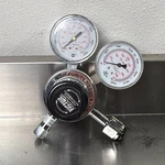 Victor HPS270-125-320-BV High Purity Compressed Gas / Air Regulator. Fixed Price $99.99.