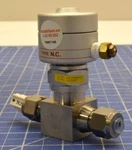102236 / Nc 316L Pneumatic Solenoid Valve 0.34-0.69MPA Fujikin. Fixed Price $193.53.