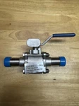 Pbm SIHLE9F-G--04 Ball Valve Tube Od Length 316L 900PSIG Cwp. Fixed Price $70.00.