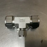 Hsme ATR16-16-8-SSA Swagelok Ref: SS-1610-3-16-8. Fixed Price $183.56.