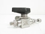 Swagelok SS-83TS4 Stainless Steel High Pressure Ball Valve Ptfe Seats 1/4". Fixed Price $42.86.
