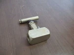 Anderson Greenwood H1VC-2 Needle Valve 2-1262-1 6000PSI 200 F Used. Fixed Price $50.00.