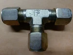 Parker 8 Jbu-s 1/2" Od Tube Compression Tee. Fixed Price $15.00.