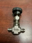 SS-OKS2 Swagelok Valve 1/8 Stainless ----------------- Nos Oem. Fixed Price $99.00.