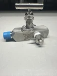 Swagelok SS-6PNBGM8-F8 1/2 Needle Valve Assembly Bleed And Plug 316. Fixed Price $150.00.