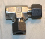1/2 Tube X Fnpt 316SS Female Run Tee Parker Cpi 8-6-8 Mbz-ss. Fixed Price $14.40.