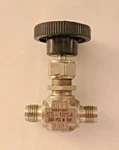 Swagelok SS-1RS4 Needle Valve 5000 Psig Stainless Steel 100 F 1/4 Inch 316. Fixed Price $58.50.