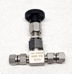 Whitey SS-31RS4 316 Manual Stainless Steel Needle Valve 5000 Psi. Fixed Price $55.00.